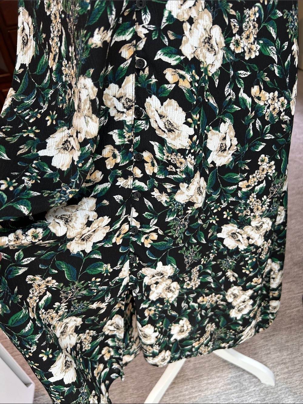 Astr Black Floral V-Neck Midi Dress with White Flowers and Green Leaves - Picture 4 of 8